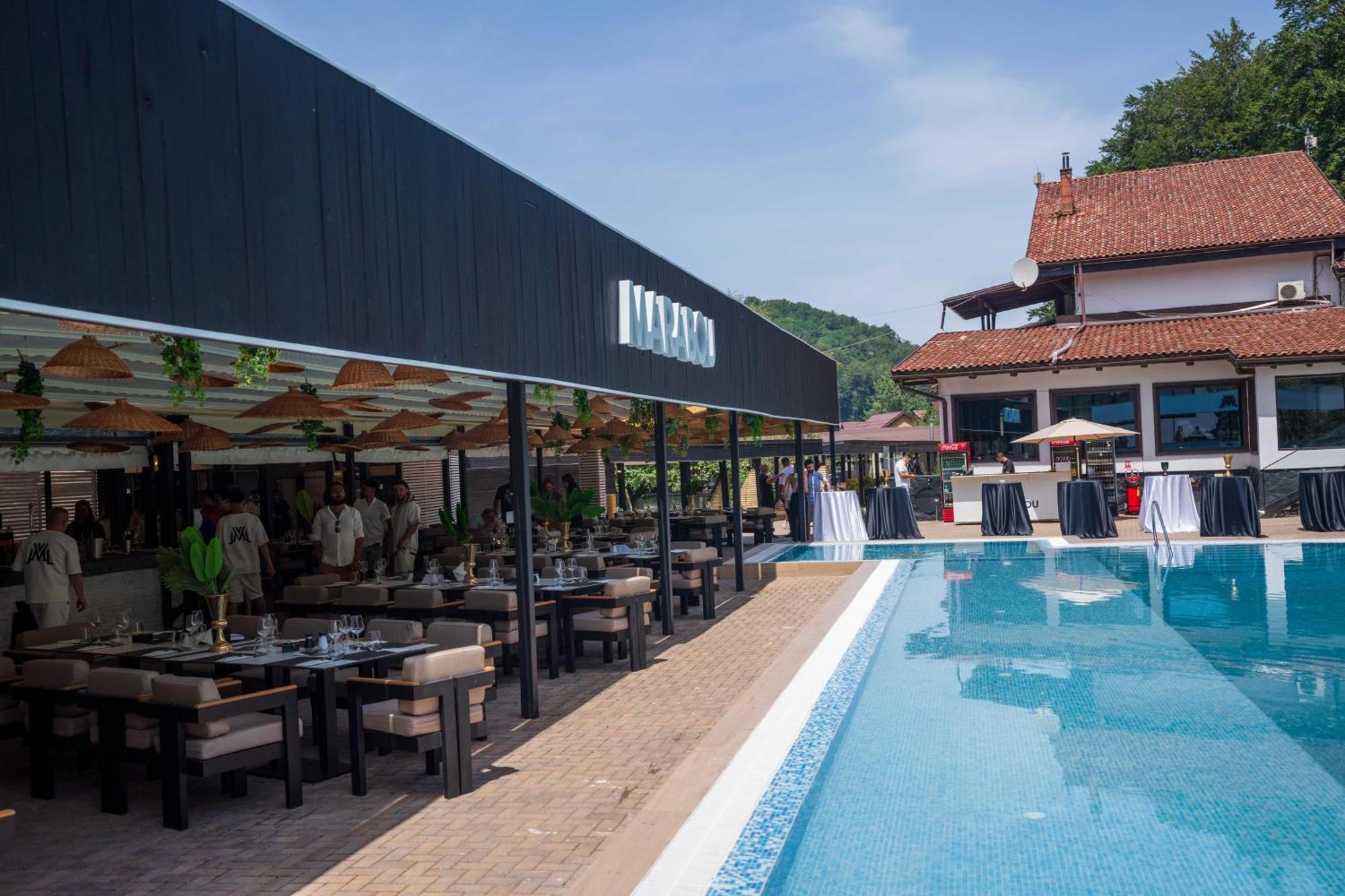 Marabou Resort Braşov Exteriör bild