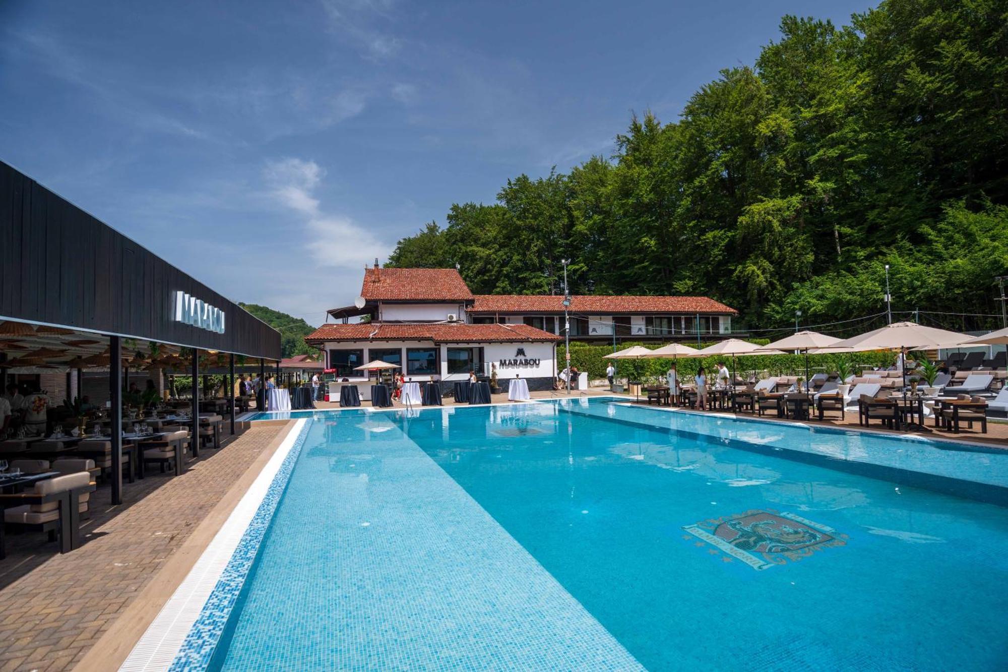 Marabou Resort Braşov Exteriör bild