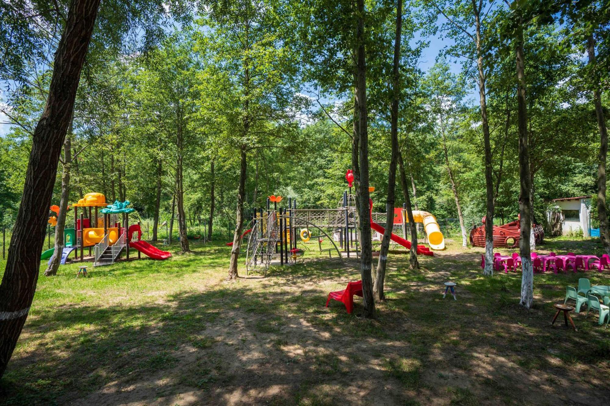 Marabou Resort Braşov Exteriör bild